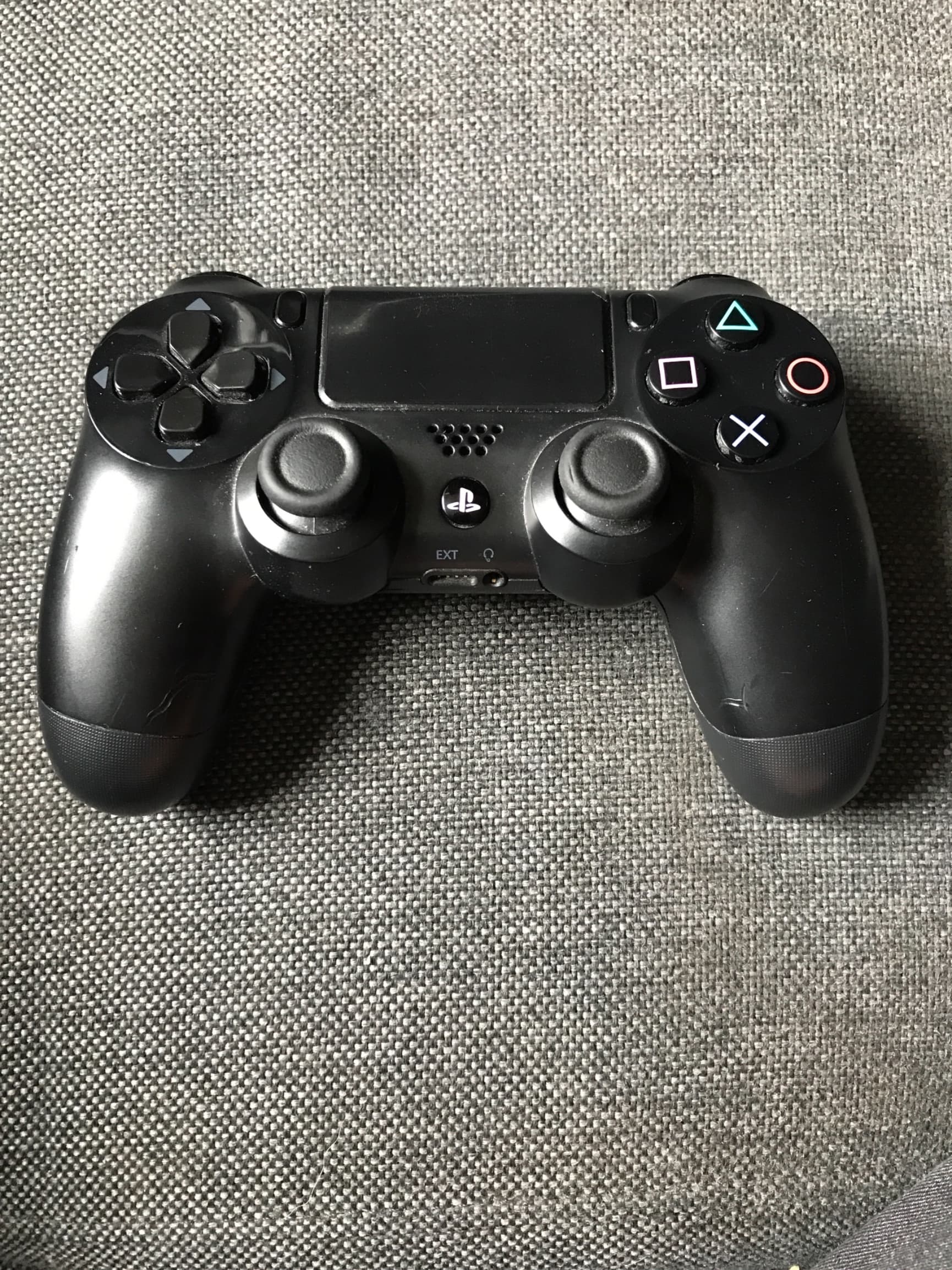 playstation 4 controller