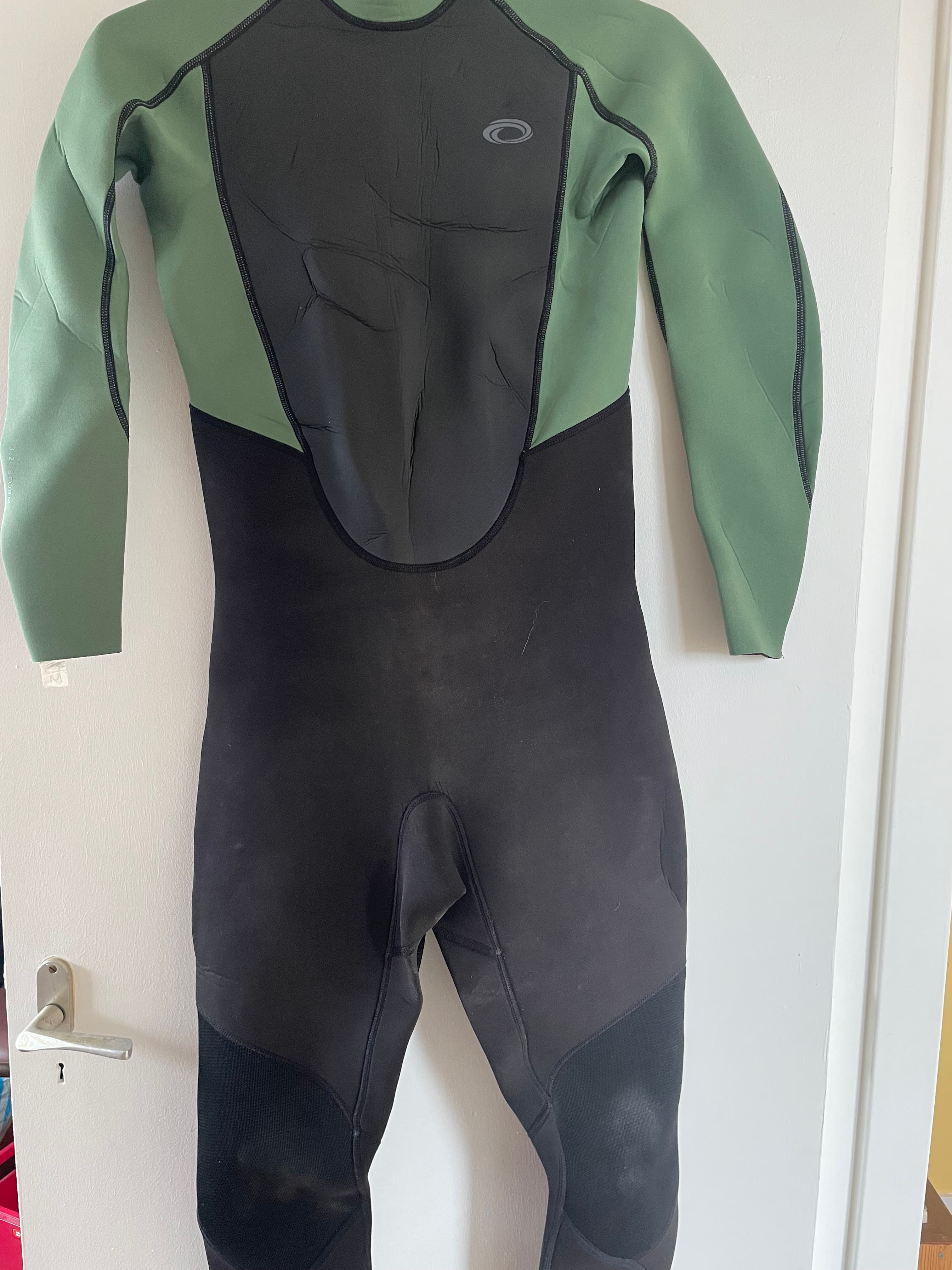 Wetsuit
