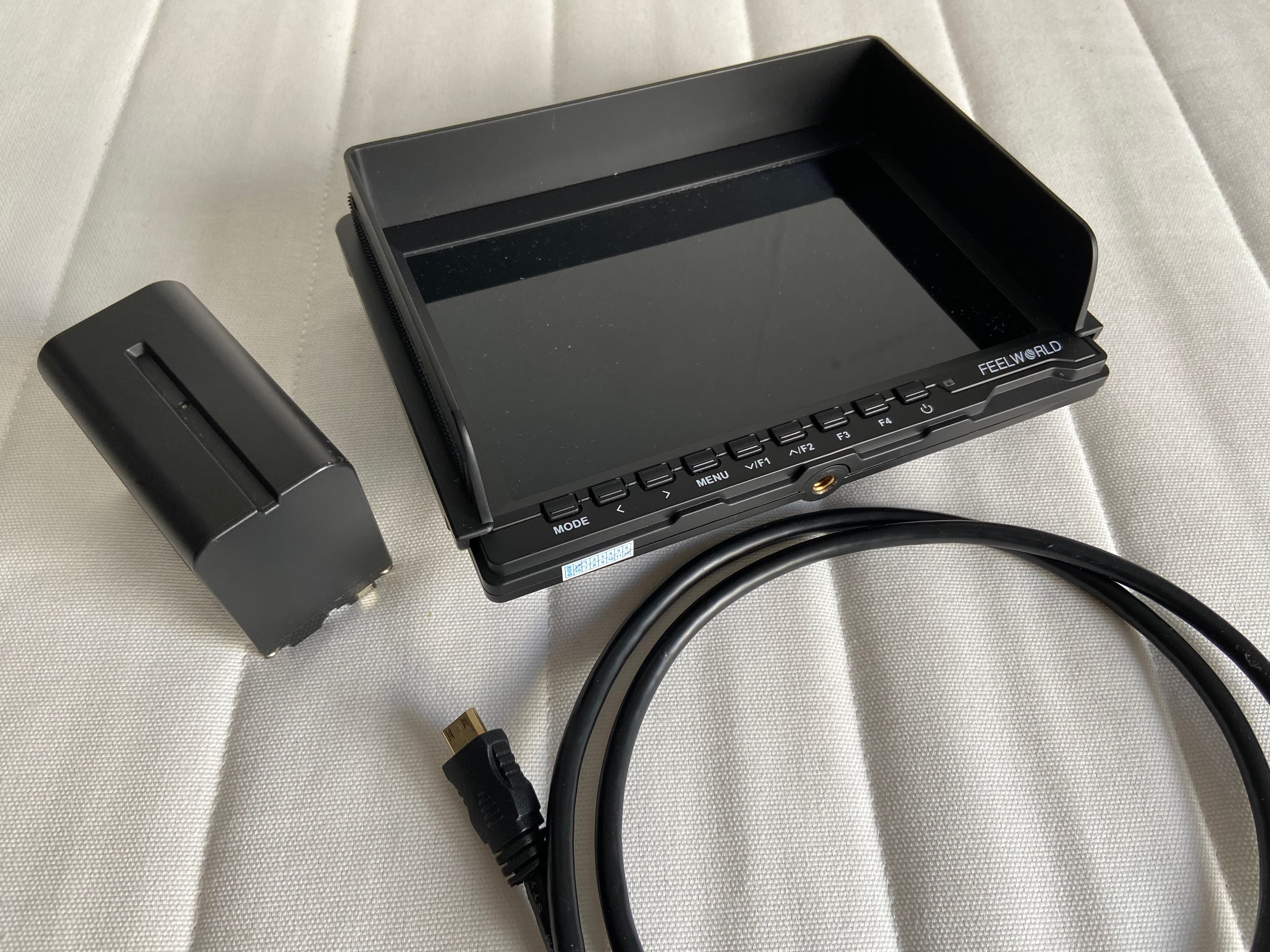 Video Monitor Feelworld voor oa. op DSLR camera’s