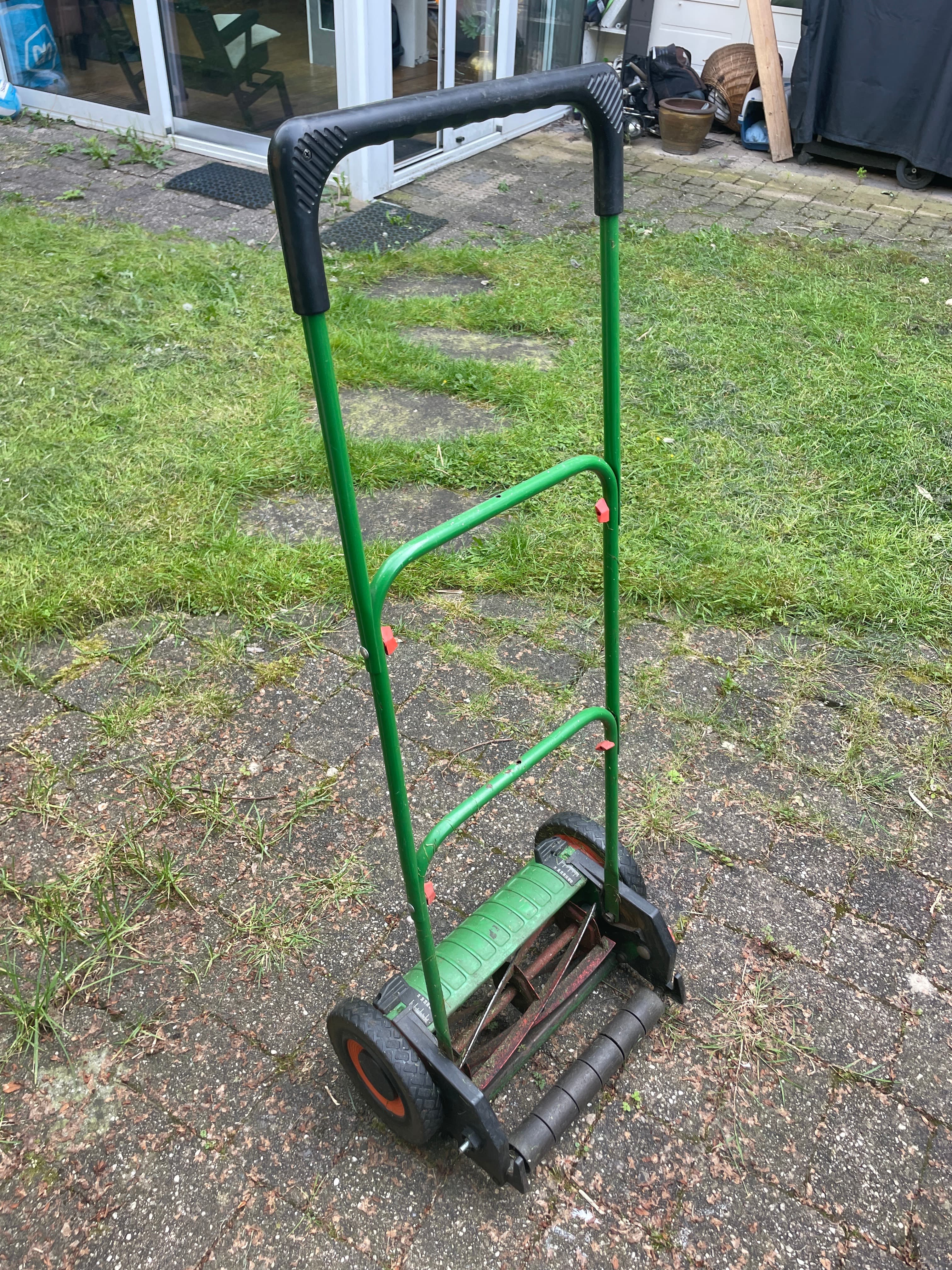 handgrasmaaier
